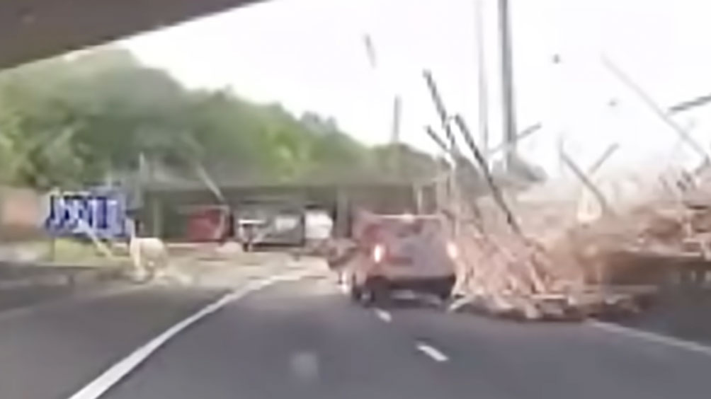 Keep Em Safer, Truck Freight Warning System, Truck Warning System, Avoid Accidents, Avoid Transport Accidents